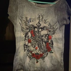 Skull t shirt with back satin strip
